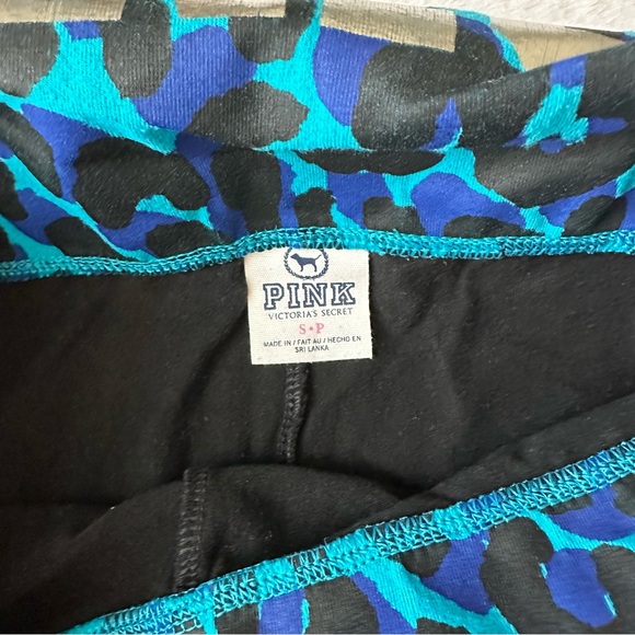 Victoria's Secret PINK vintage black and blue leopard print fold over leggings - Picture 4 of 5